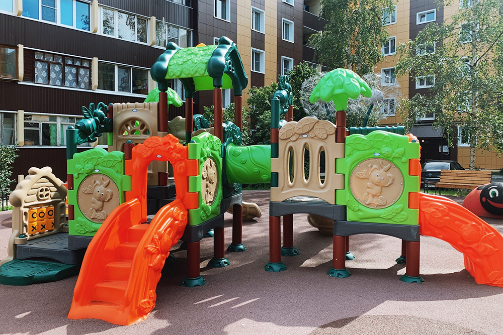 В Виллози есть детская площадка для малышей