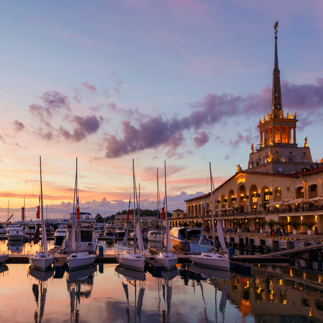 Морской вокзал Сочи фото