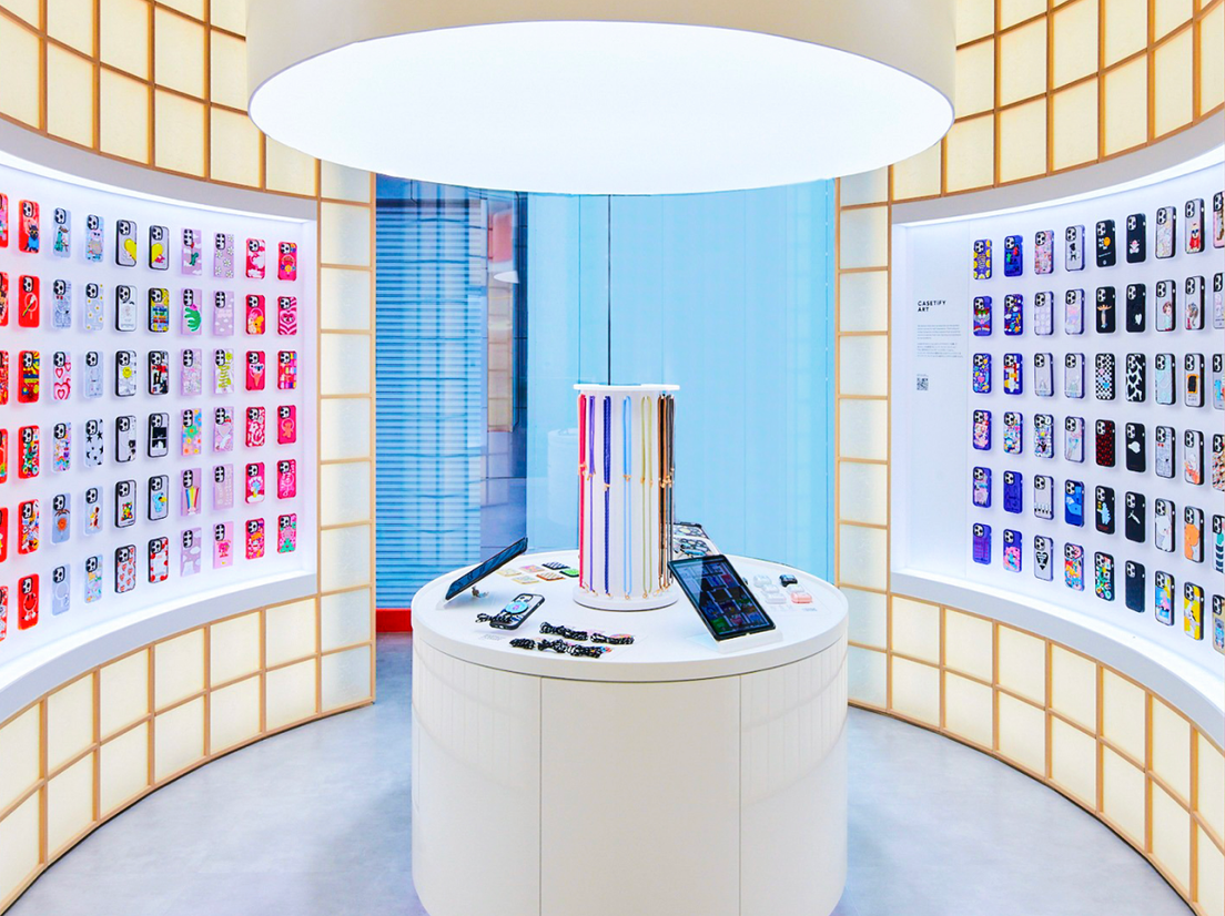 Магазин Casetify, фото