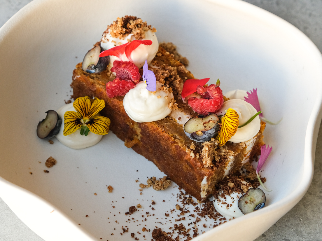 Морковный торт в Hug, фото