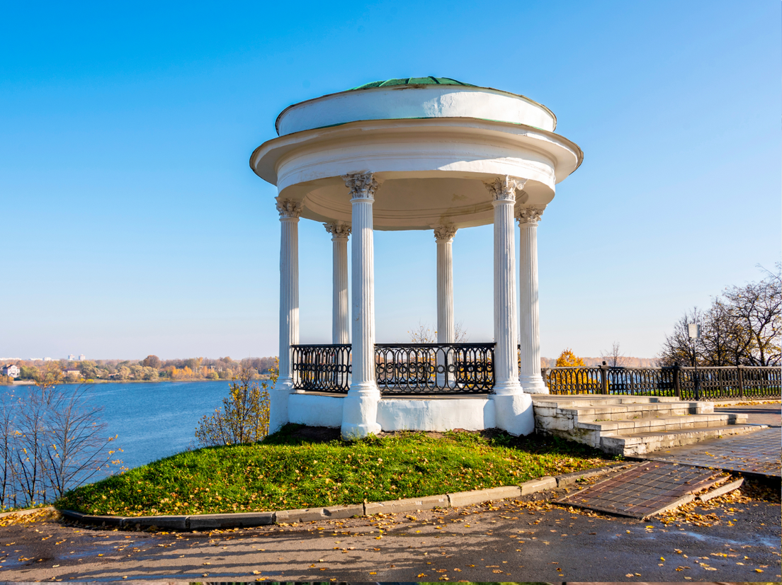 Губернаторская беседка в Ярославле