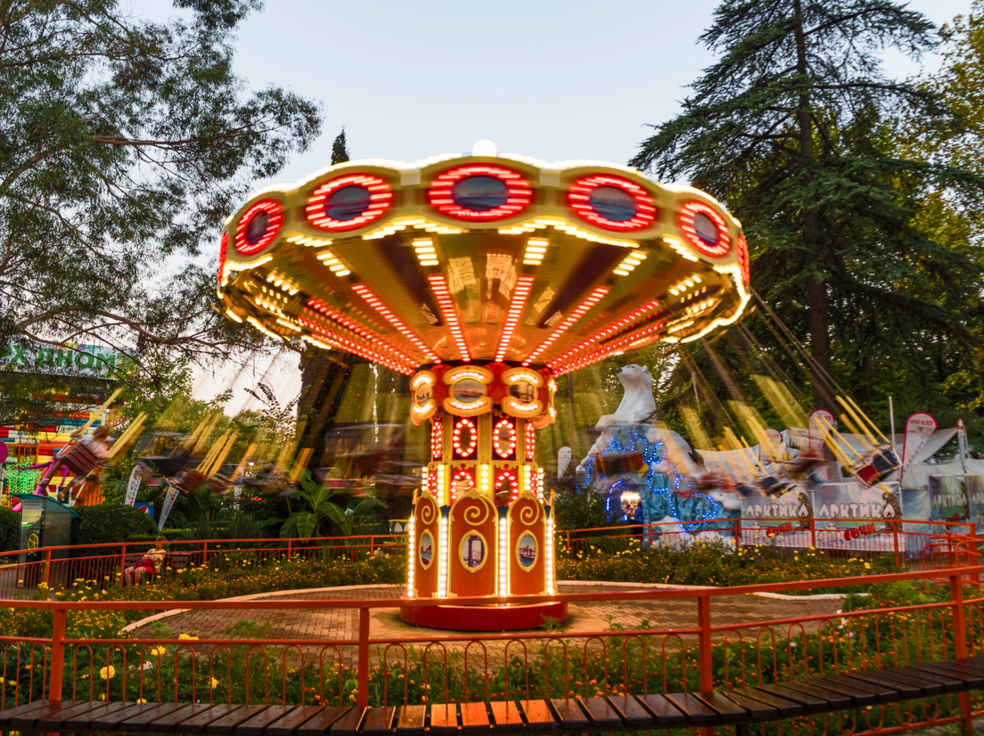 Парк «Ривьера» аттракционы фото