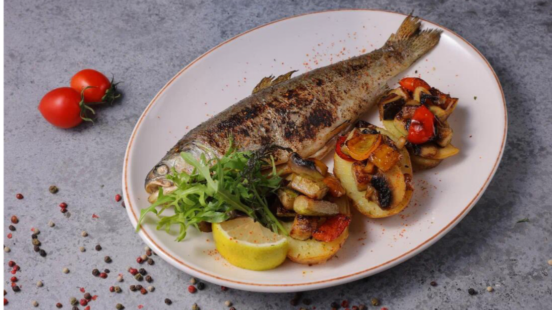 Запеченная форель в «Бризе», фото