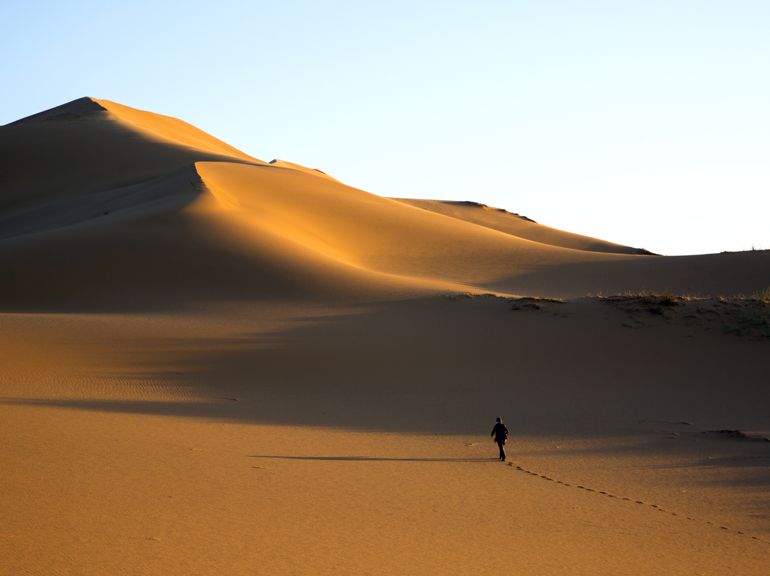 Бархан Сарыкум, фото